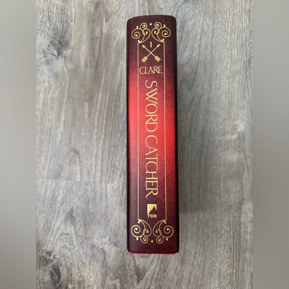 (Special Edition) Fairyloot: Sword Catcher by Cassandra Clare - Picture 2 of 6